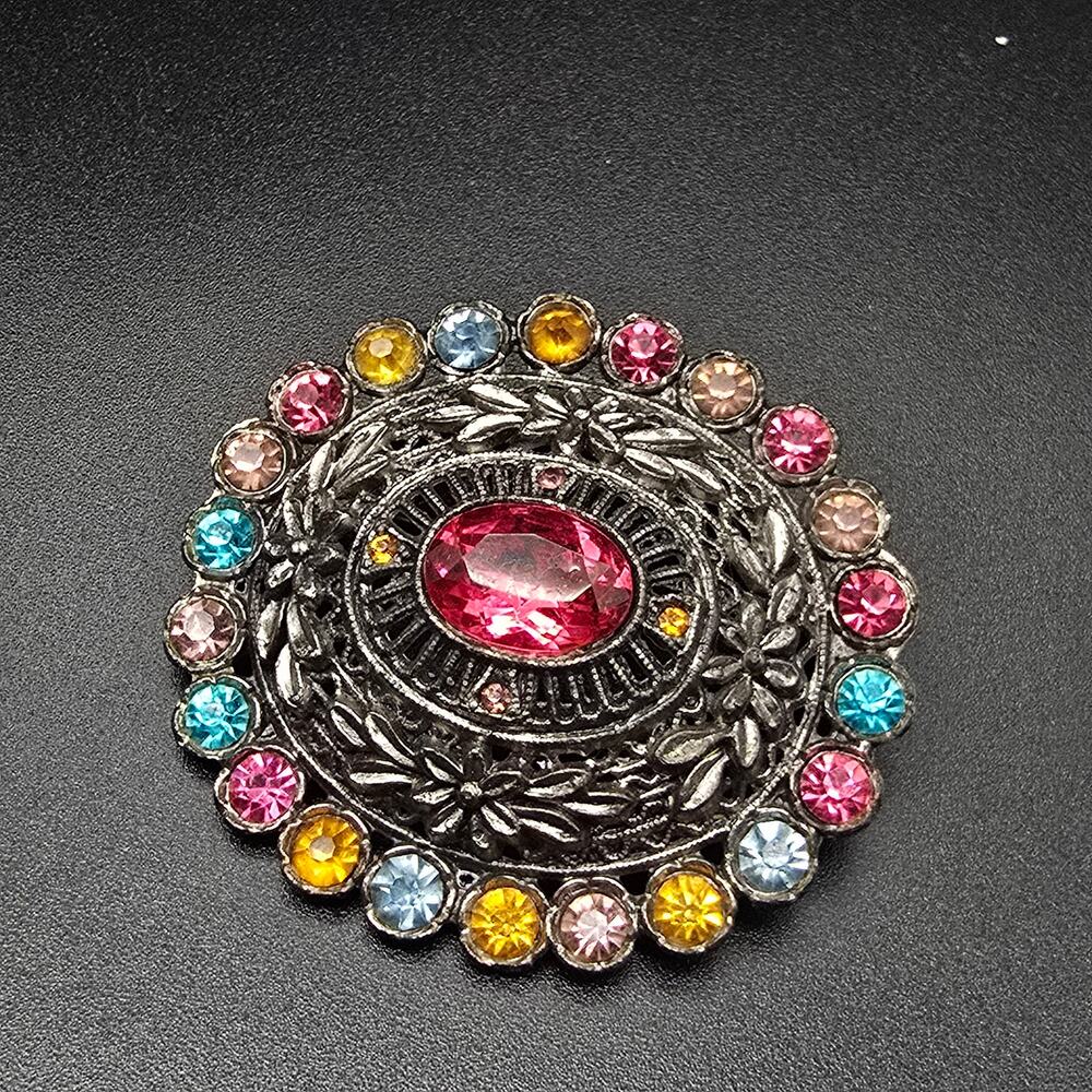 Little Nemo Colorful Rhinestone Oval Brooch Pot Metal Vintage Jewelry